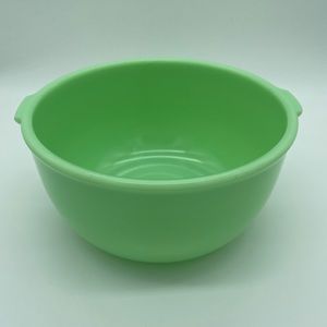 Vintage Jadeite Mixing Bowl - GLOWS